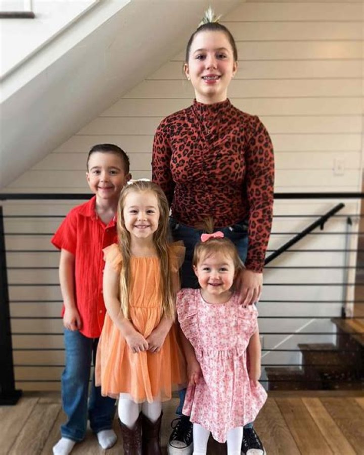 6 Adorable ‘Teen Mom’ Family Photos: Kailyn Lowry, Chelsea Houska & More With Their Kids
