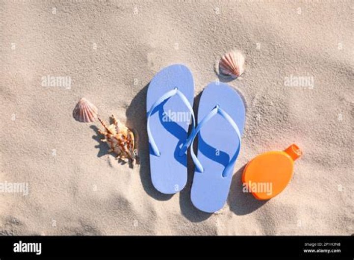 7 Comfortable & Stylish Flip-Flops To Wear To The Beach This Summer