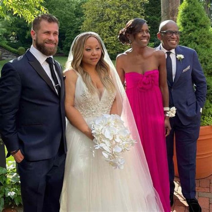 Al Roker’s Daughter’s Wedding Attended By ‘Today’ Hosts – Hollywood Life