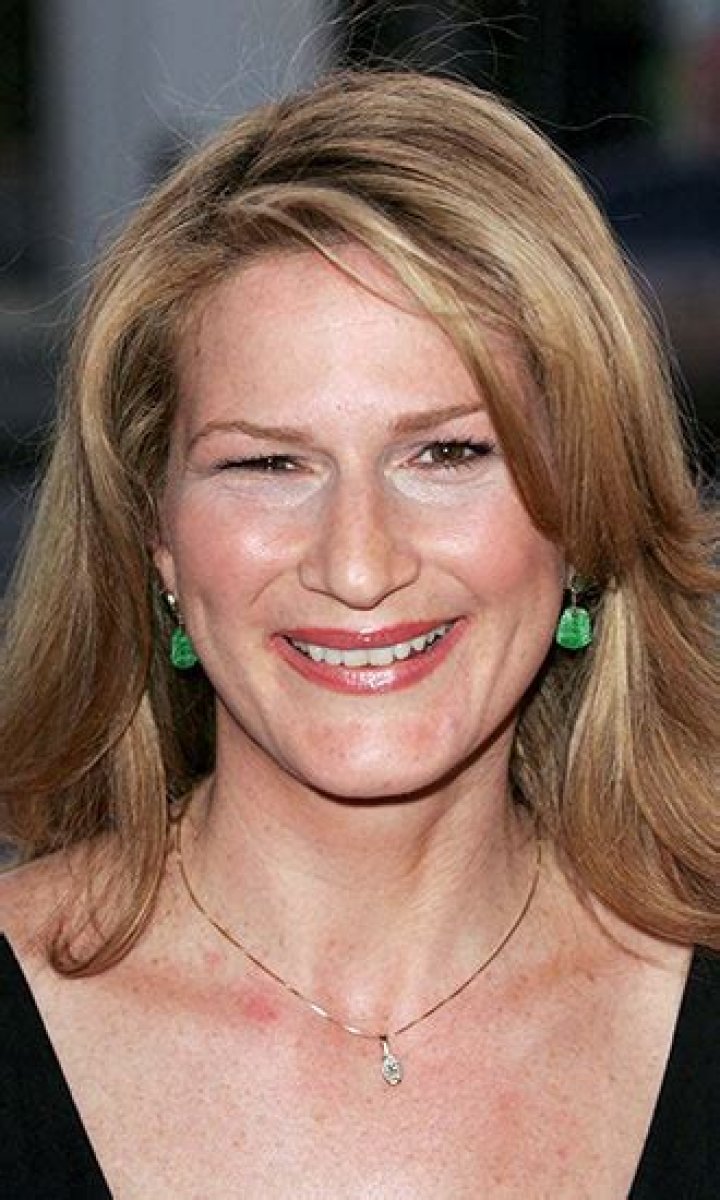 Ana Gasteyer Celebrity Profile – Hollywood Life