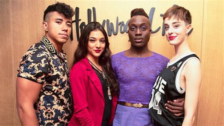 Cast Teases 1st Sexually Fluid Season – Hollywood Life