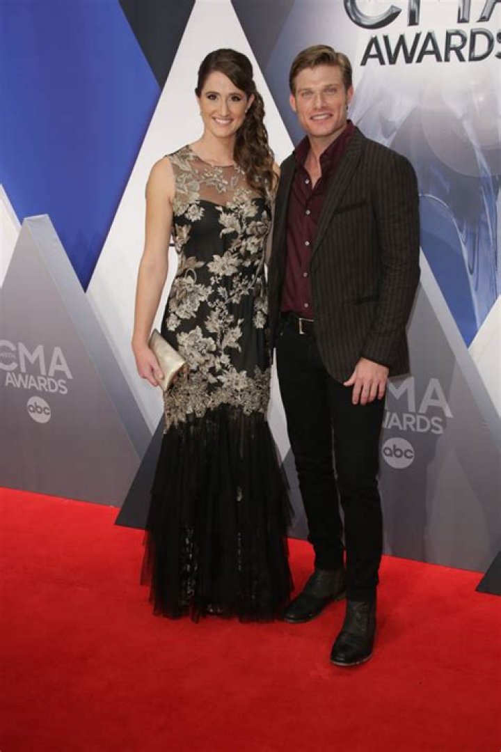 Chris Carmack Expecting Second Baby Girl With Wife Erin Slaver – Hollywood Life