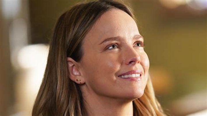 EPs Talk Maggie’s Love Gary & Cam – Hollywood Life