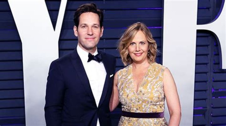 Find Out Everything About Actor’s Wife – Hollywood Life