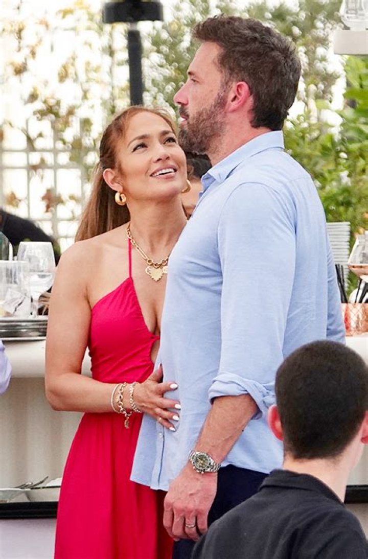 ‘Glee’ Star Heather Morris Claims Jennifer Lopez Won’t Hire Virgos