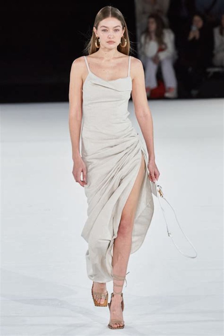 Her Hottest Photos – Hollywood Life