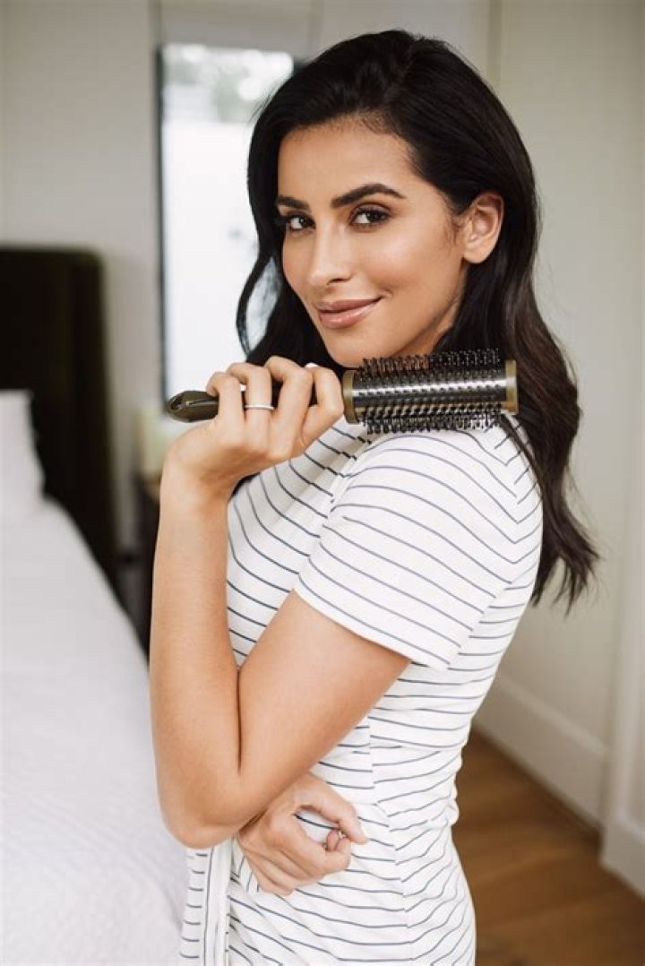 Hottest Celebrity Pics This Week Of Oct. 19-25: Olivia Culpo & More