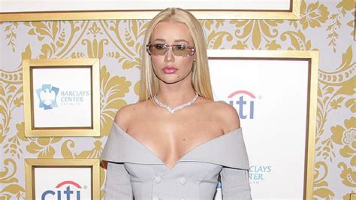 Iggy Azalea Posts Baby Bump Photo & Son Onyx Pics – Hollywood Life
