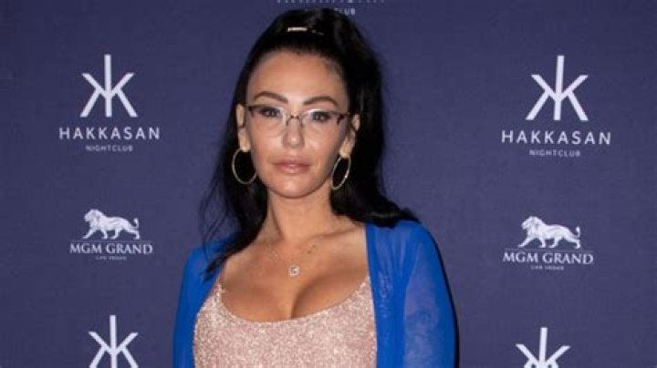 Jenni ‘JWoww’ Farley Stuns In Makeup-Free Selfie + 8 MORE Reality Stars Going Bare-Faced Online