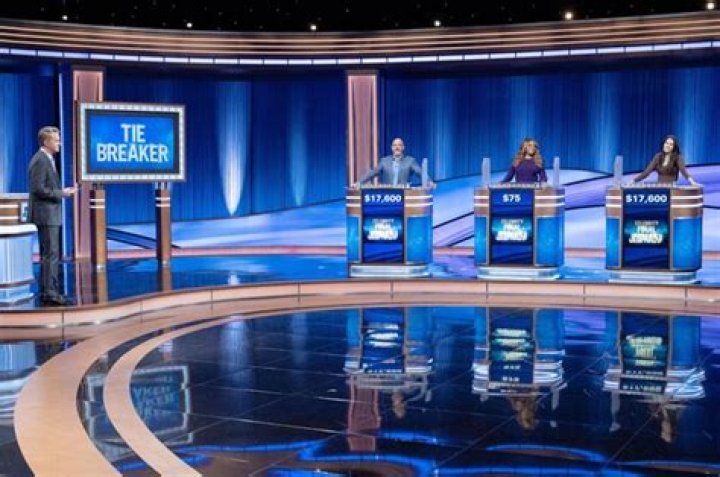 ‘Jeopardy! Fans Call For Boycott After Dr. Oz Begins Guest Hosting: It’s ‘A Slap In The Face’