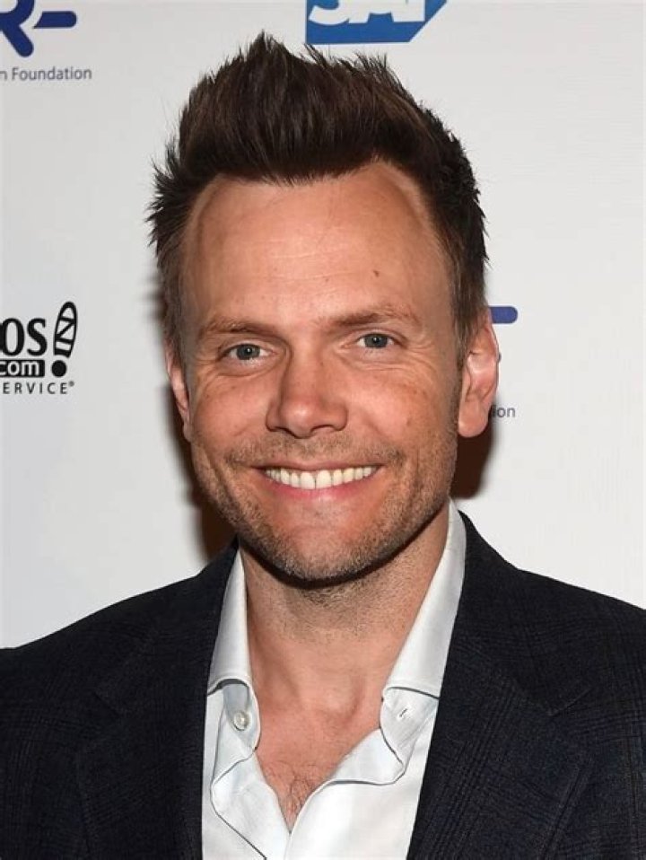 Joel McHale Celebrity Profile – Hollywood Life