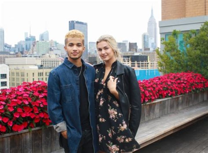 Jordan Fisher & Lindsay Arnold — Photos