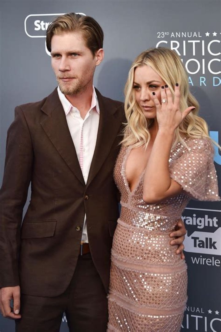 Kaley Cuoco & Karl Cook: Pics Of The Former Couple