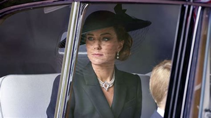 Kate Middleton Honors Queen Elizabeth II At Funeral With Jewelry From Monarch’s Collection