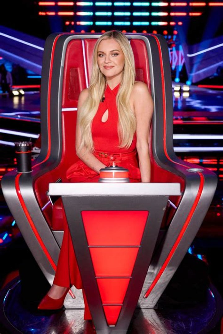 Kelsea Ballerini Wore This Foundation to the Grammys & It’s Under $20