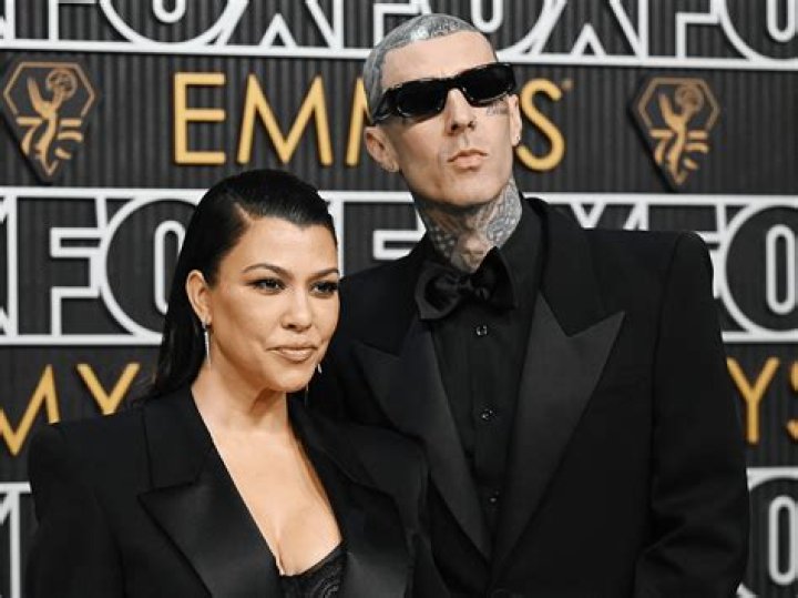 Kourtney Kardashian & Travis Barker ‘So Annoyed’ By Their Edit On ‘The Kardashians’