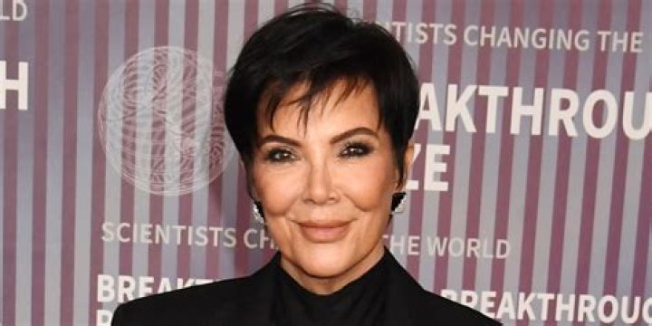 Kris Jenner Frowns In 1st Photos Since Announcing Ending Of ‘KUWTK’