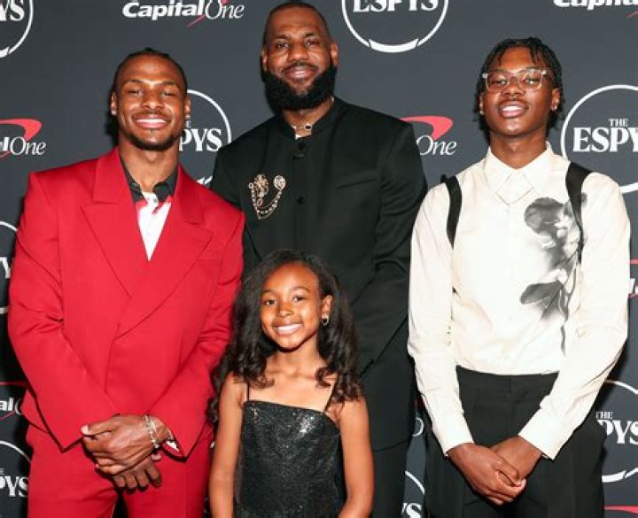LeBron James Cuddles With Wife Savannah, Daughter Zhuri & Sons Bronny & Bryce In Beautiful Family Snap