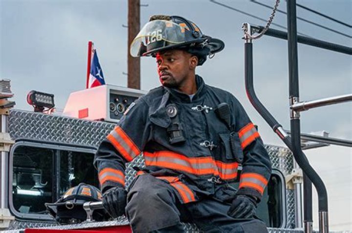 Lone Star’ Scoop On Paul’s Surgery, His Heart Attack & Future – Hollywood Life