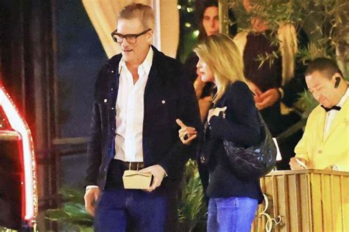 Lori Loughlin & Mossimo Giannulli’s Marriage Under ‘Strain’ Amid Scandal – Hollywood Life