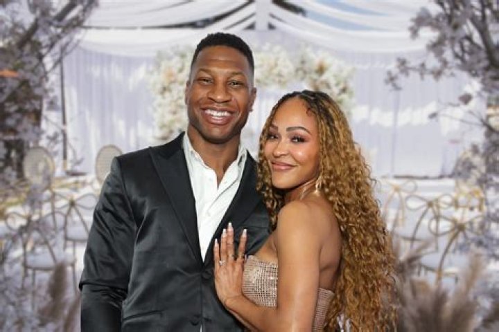 Meagan Good Holds Hands With Jonathan Majors After He’s Found Guilty – Hollywood Life