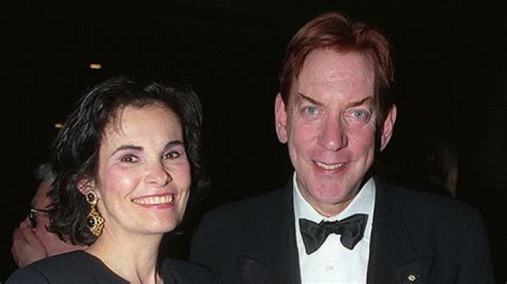 Meet His Spouse, Francine, & His 2 Exes – Hollywood Life