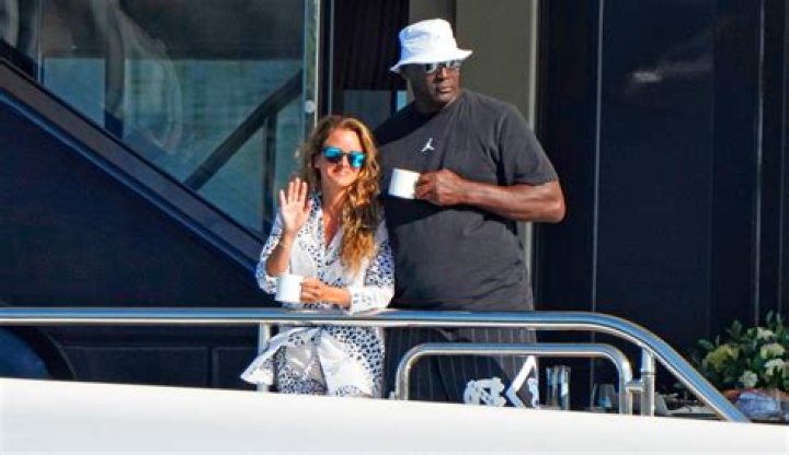 Michael Jordan & Wife Yvette Prieto Vacation On Yacht In Croatia: Photos – Hollywood Life