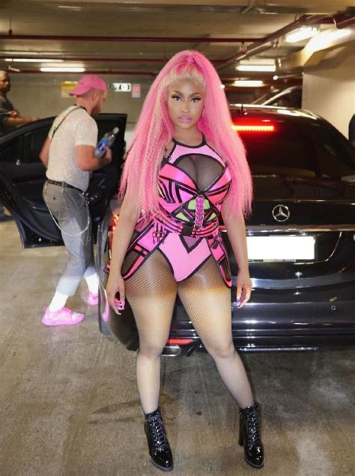 Nicki Minaj Slays In Pink Corset With Fishnet Showcasing Cleavage – Hollywood Life