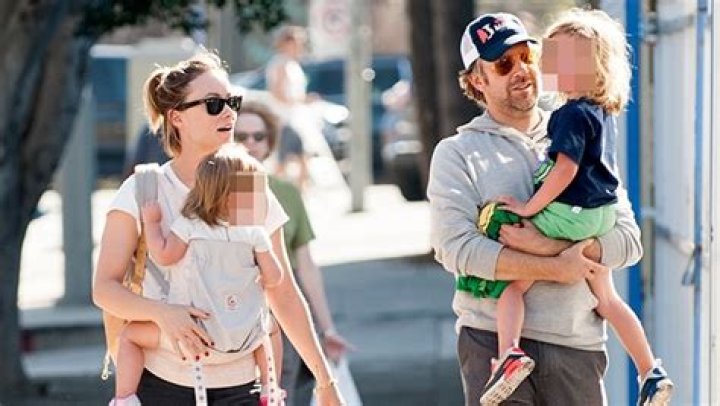 Olivia Wilde & Jason Sudeikis Hug Amid Child Support & Custudy Drama: Photos