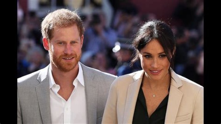 Prince William Appears To Give Meghan Markle The ‘Cold Shoulder’ On Xmas Day Amidst Feud Rumors