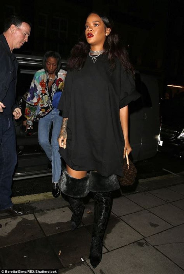 Rihanna In Mini Skirt & Thigh High Boots With A$AP Rocky: Photos – Hollywood Life