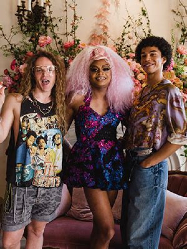 See The Stars – Hollywood Life