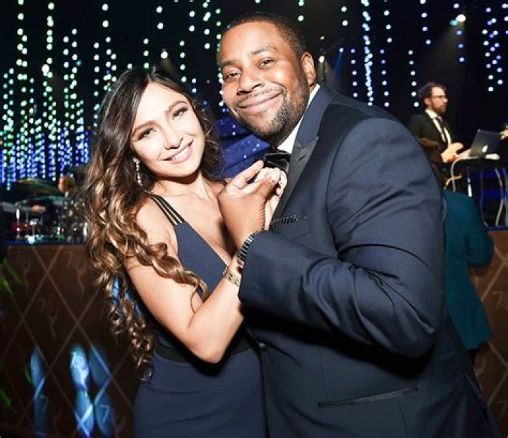 See The Tribute – Hollywood Life