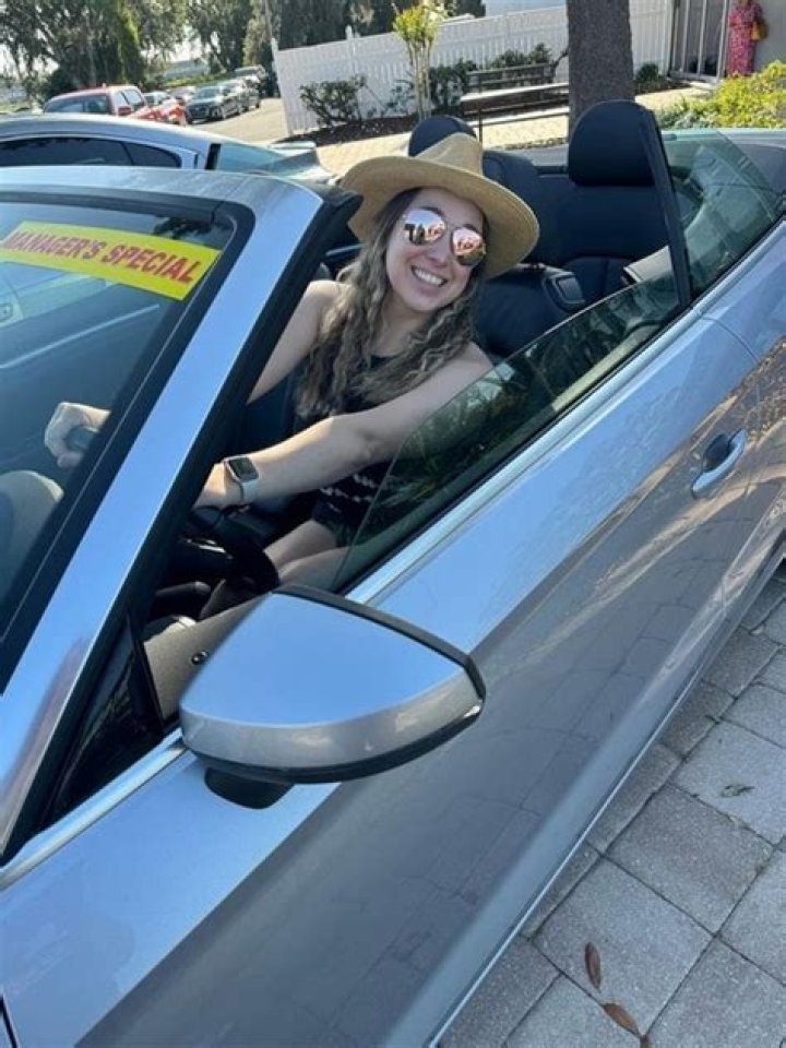 She’s ‘Hot & Ready’ – Hollywood Life