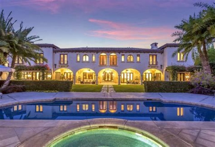 Sofia Vergara & Joe Manganiello Buy New $26 Million Mansion With Home Cinema & More — See Pics