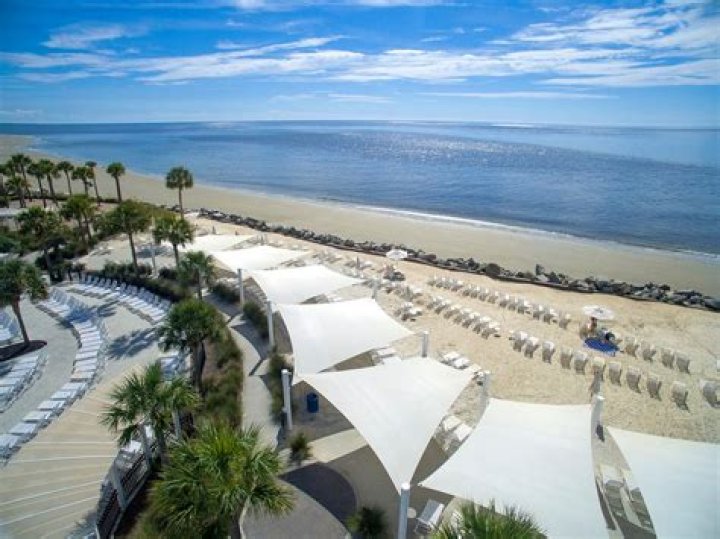 The Werewolves Arrive At Seabrook — Exclusive – Hollywood Life