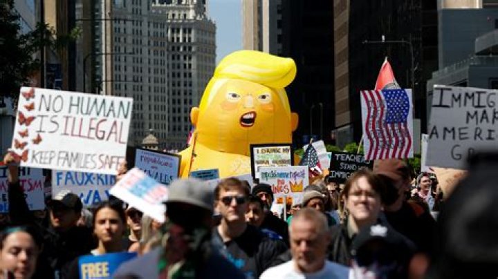 [VIDEO] Fashion Celebrities Who Are Immigrants Protest Trump’s Muslim Ban: WATCH – Hollywood Life