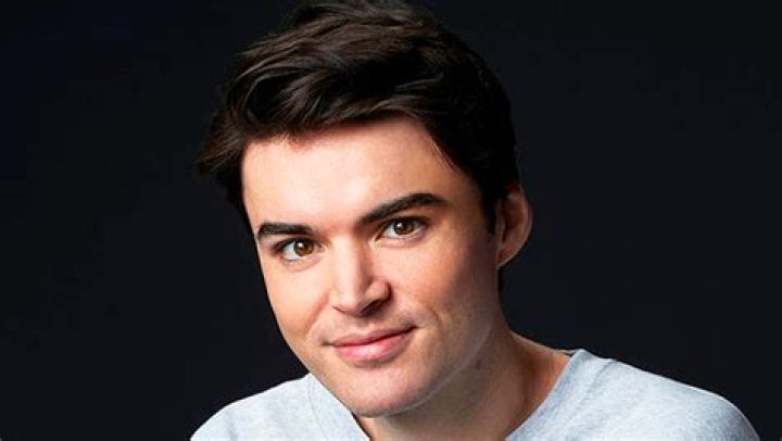 Who Is Michael Longfellow? 5 Things About The New ‘SNL’ Star – Hollywood Life